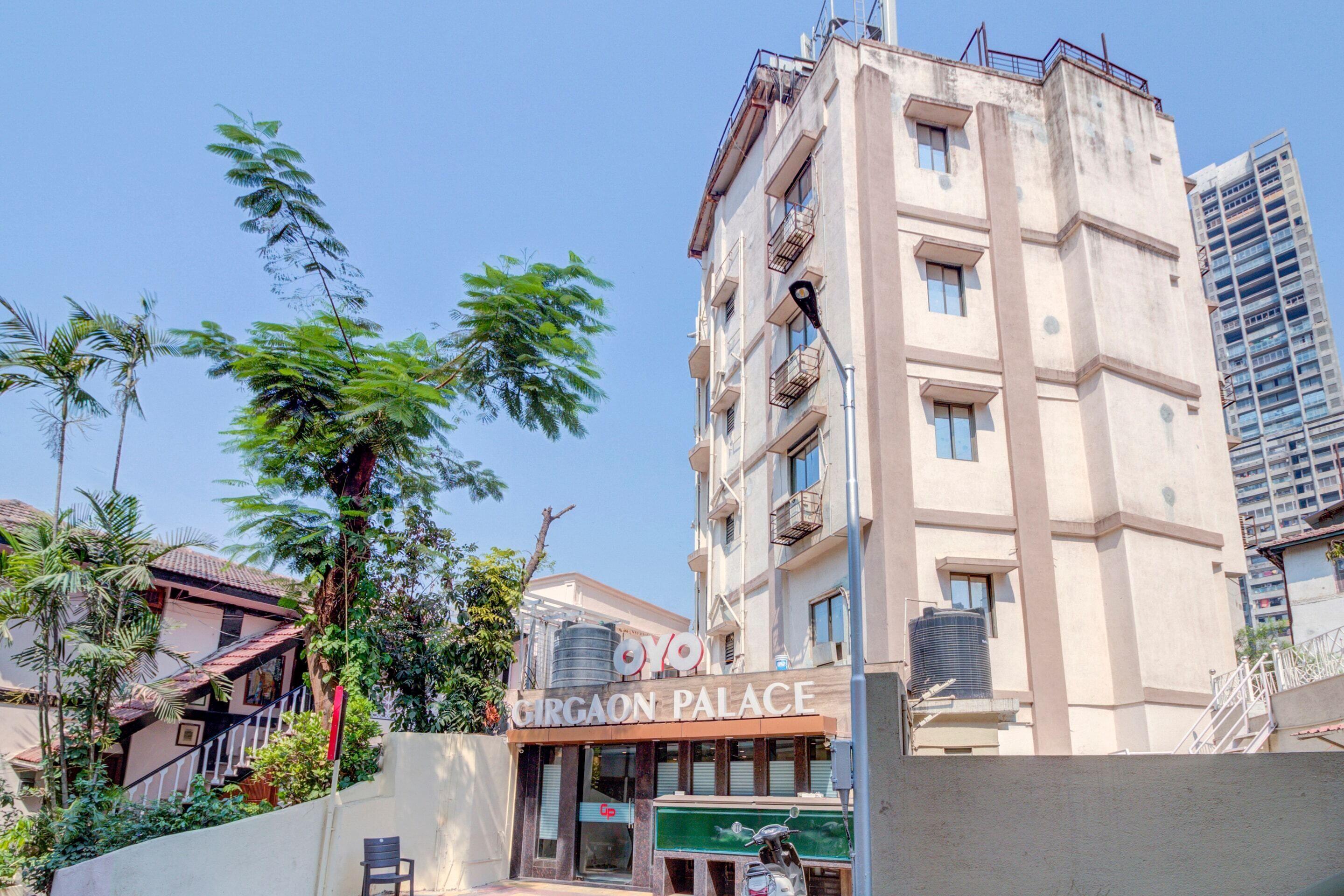 Oyo 9748 Hotel Girgaon Palace - Mumbai — Photos 1